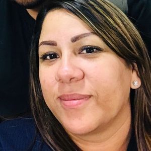 Meet your Posher, Mirta